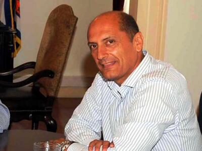 Στο ΣτΕ προσέφυγε ο  Μαντούβαλος και ζητ...