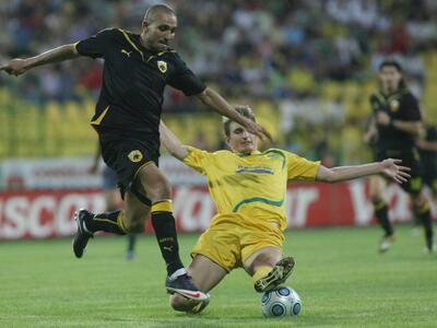 Επέστρεψε στην ΑΕΚ ο Ραφίκ Τζιμπούρ 