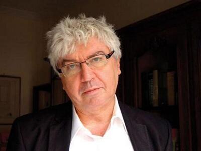 Πάτρα: O Τάκης Θεοδωρόπουλος παρουσιάζει...