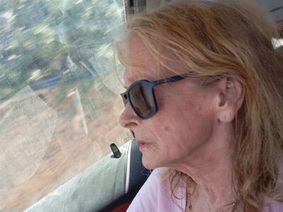 Η σπάνια φωτογραφία της Νόρας Βαλσάμη πο...