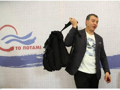 Το μεσημέρι η συνάντηση Παπούλια - Θεοδω...