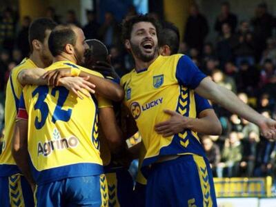 O Μήτρογλου χάλασε τη γιορτή στο Αγρίνιο 