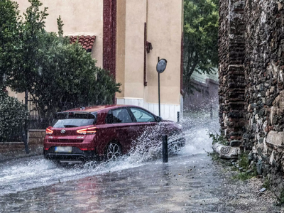 Καιρός σήμερα: Καταιγίδες σε Ιόνιο, Ήπει...