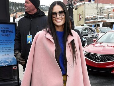 Η αγέραστη Ντέμι Μουρ έκλεψε τα φλας των...