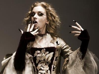 Ο τολμηρός κωμικός μονόλογος "Ντε Σ...