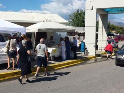 Πάτρα: Πάγκοι αλληλεγγύης στο προαύλιο του ΠΓΝΠ 