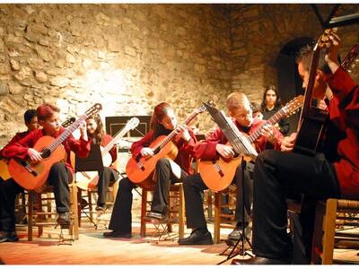 Πάτρα:Ομαδικά μαθήματα βυζαντινής μουσικ...