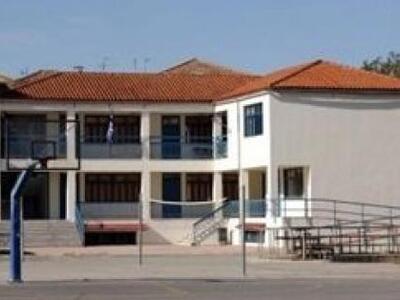 Περισσότερα από 1.000 κενά στα σχολεία Ε...