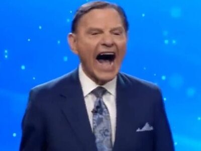 Το γέλιο του τηλε-ευαγγελιστή οπαδού του...