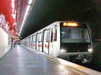 Αθήνα: Έπεσε στις γραμμές του μετρό - Το...