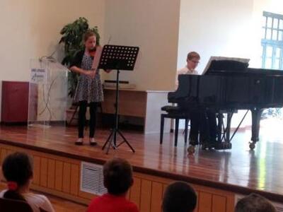 ΔΕΙΤΕ ΒΙΝΤΕΟ και Φωτό από την συναυλία σ...