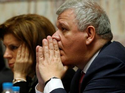 Γιούχαραν πρώην Υπουργό του ΠΑ.ΣΟ.Κ. 