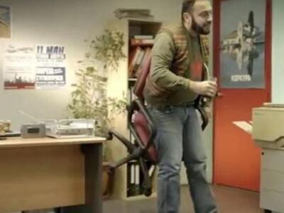 Όταν η ΟΝΝΕΔ χλευάζει τους Δημόσιους Υπα...