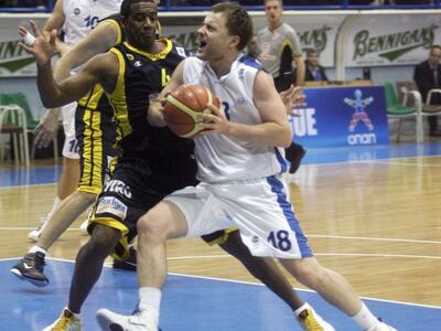 Με ιό της γρίπης H1N1 ο Εϊτουταβίτσιους