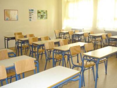 Κύκλωμα εξαπατά δασκάλους και καθηγητές ...