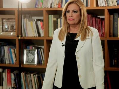 Το ΠΑΣΟΚ διαψεύδει τα σενάρια περί συνερ...