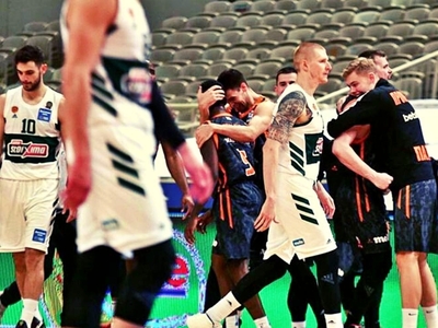 Έσπασε αήττητο 12 χρόνων και 187 αγώνων ...