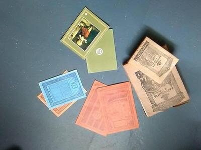 ΛΑΔΟΠΟΥΛΟΥ ΤΕΤΡΑΔΙΑ KAI  ΧΑΡΤΙ ΑΛΛΗΛΟΓΡΑΦΙΑΣ