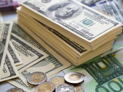 Το ευρώ σημειώνει άνοδο κατά 0,11% και δ...