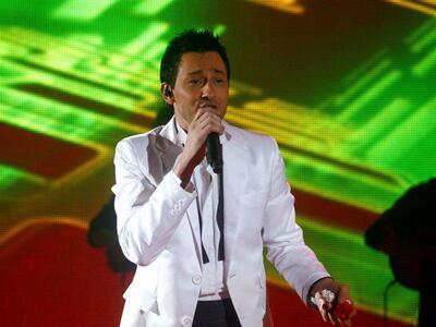 Ο Πάνος Καλλίδης στην Πάτρα