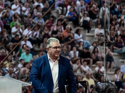 Κατάμεστο το Καλλιμάρμαρο για τη συμπλήρωση 100 χρόνων από τη γέννηση του Μίκη Θεοδωράκη Κατάμεστο το Καλλιμάρμαρο για τη συμπλήρωση 100 χρόνων από τη γέννηση του Μίκη Θεοδωράκη