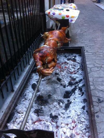 Στο Lennon της πλατείας Γεωργίου έψησαν ...