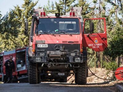 Σε ύφεση η φωτιά στο Κορωπί – Νέο μέτωπο...