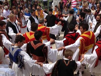 Πάτρα: Ένα ξεχωριστό έθιμο στο Άνω Καστρ...