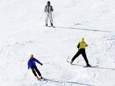 Χιονοδρομικό Καλαβρύτων: Αυξήθηκαν οι σκ...