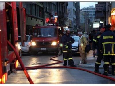 Πυρκαγιά σε εγκαταλελειμένο κτίριο στο κ...