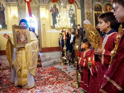 Πάτρα: "Ανάστα ο Θεός" - Έσπασ...