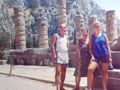 Στους Δελφούς καλοκαίρι του 1993. Με την...