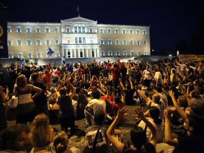 Αγανακτισμένοι: Πιστοί στο ραντεβού για 42η μέρα 