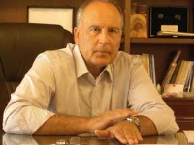 Πύργος: Δεν κατεβαίνει στις εκλογές ο νυ...