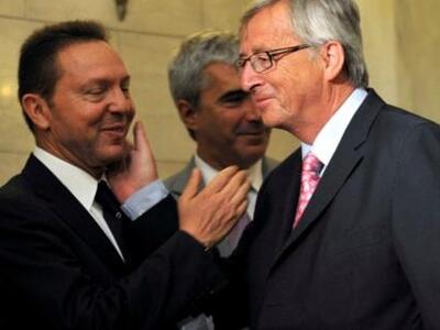 Τέλος στο θρίλερ της δόσης - Εγκρίθηκε α...