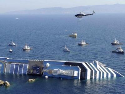 Και Έλληνες επιβάτες μέσα στο ιταλικό κρ...