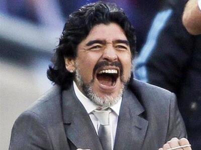 Μαραντόνα: «Μεγάλος παίκτης ο Γέστε»