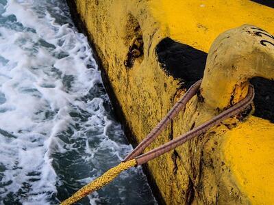 Βλάβη στον καταπέλτη για το πλοίο Hellen...