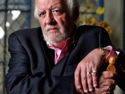 Ο καρκίνος νίκησε 66χρονο Καναδό Γερουσιαστή