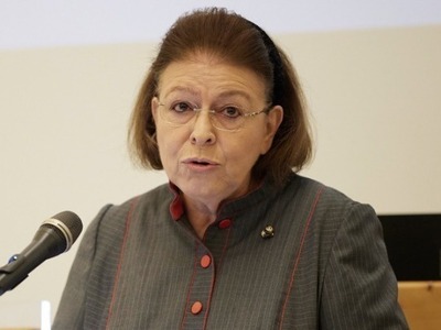 Η Υπουργός Πολιτισμού Λίνα Μενδώνη.