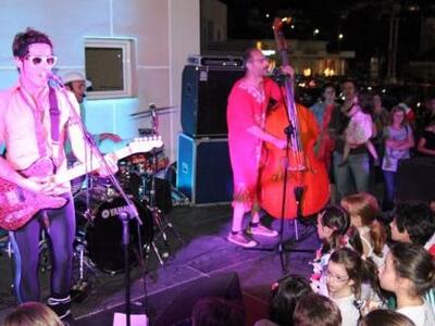 Δεύτερη παράταση για τους Burger Project...