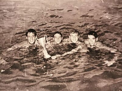 1961: Η ομάδα νέων του ΝΟΠ, κατακτά το π...