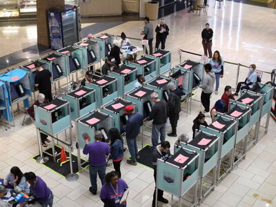 Ενδιάμεσες εκλογές ΗΠΑ: Μια ανάσα από τη...