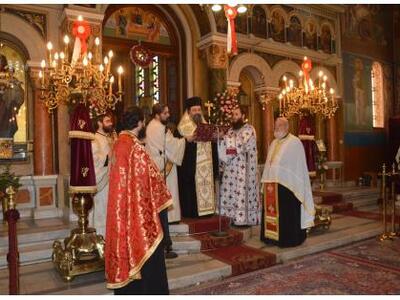 ΔΕΙΤΕ ΦΩΤΟ από την Θεία Δοξολογία του Πυ...
