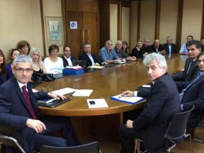 Ο Άγγελος Τσιγκρής χαιρετίζει το τακτικό...