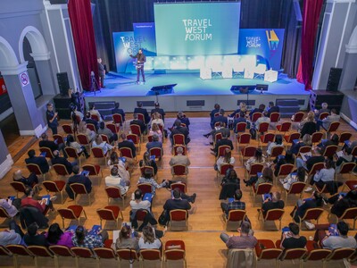 Το 1ο TRAVEL WEST FORUM από το The Best Gr