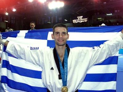 Πιάστηκαν στα χέρια Μουρούτσος και Πραγαλός