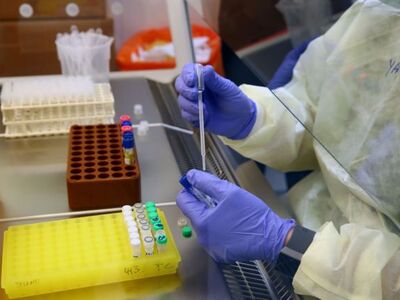 Covid 19: Νέο στέλεχος 20% πιο μεταδοτικ...