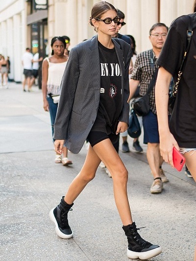 ΚΑΙΑ ΓΚΕΡΜΠΕΡ