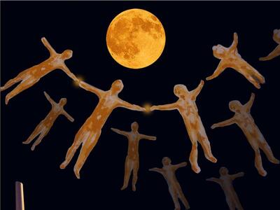 Αυγουστιάτικη πανσέληνος στο Αρχαιολογικ...